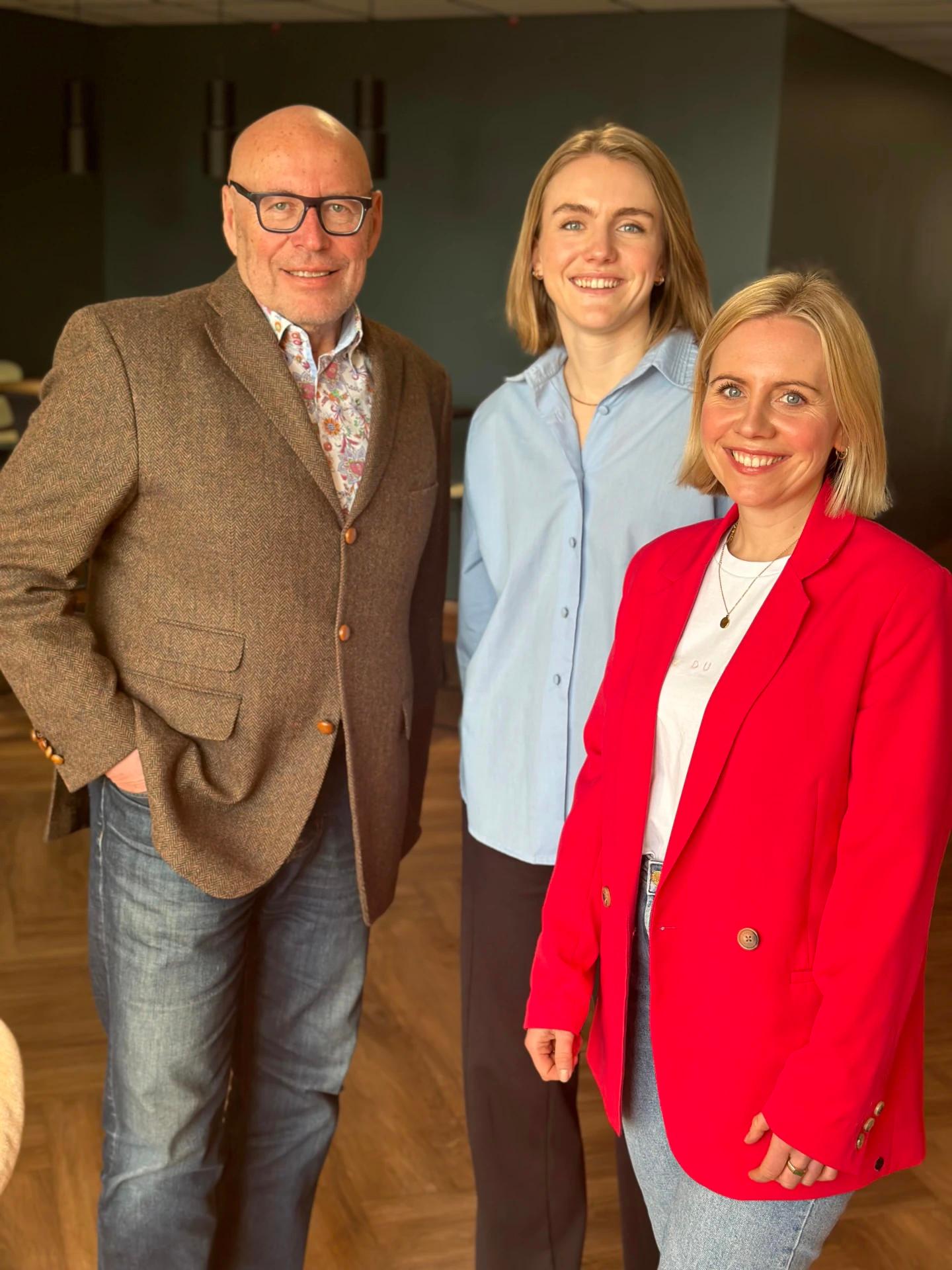 Gruppenbild mit Michael Heckl, Lena Gotzler und Verena Ambros